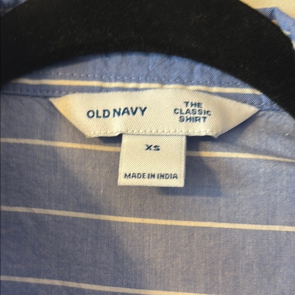 Old Navy Blue and White Striped Button Down Shirt - Picture 2 of 4